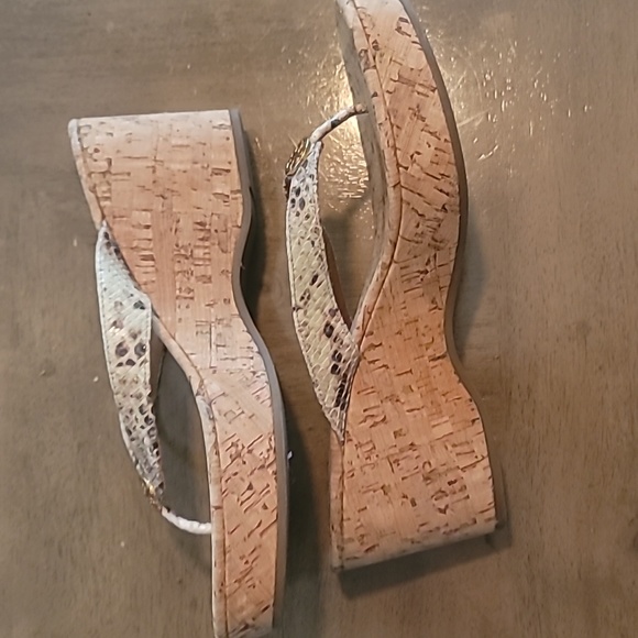 Tory Burch Sandals size 10.5m - Picture 4 of 7